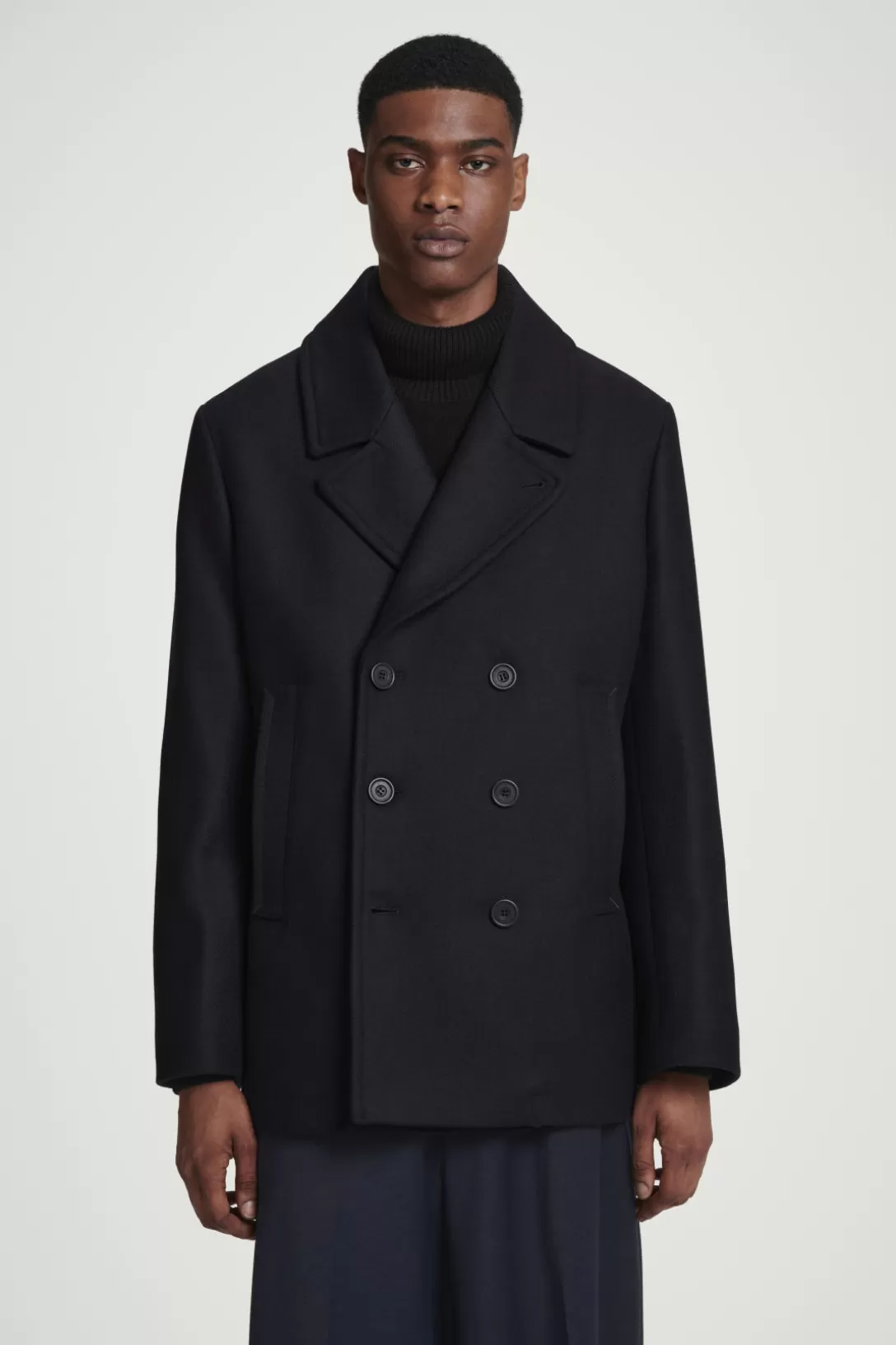 DOUBLE-BREASTED WOOL PEA COAT<COS Store