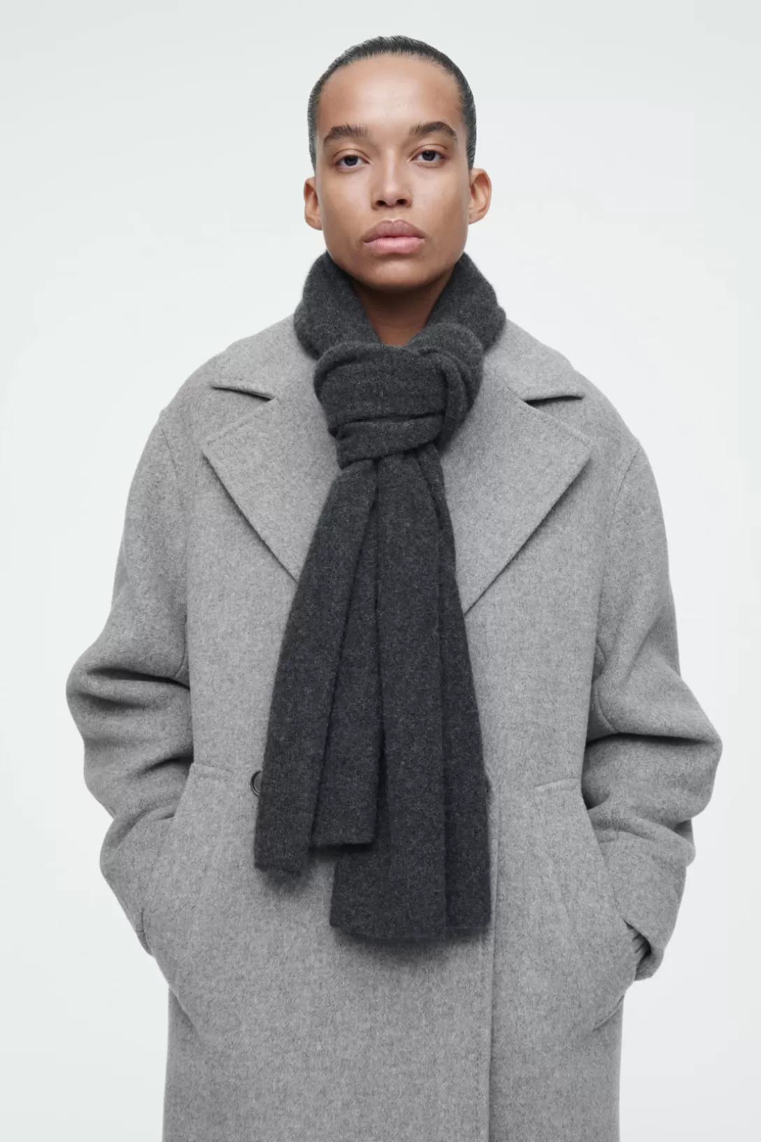 PURE CASHMERE SCARF<COS Best